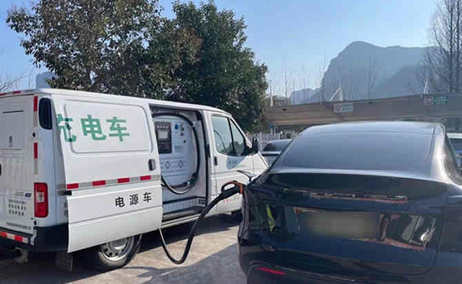 乐都区汽车搭电
